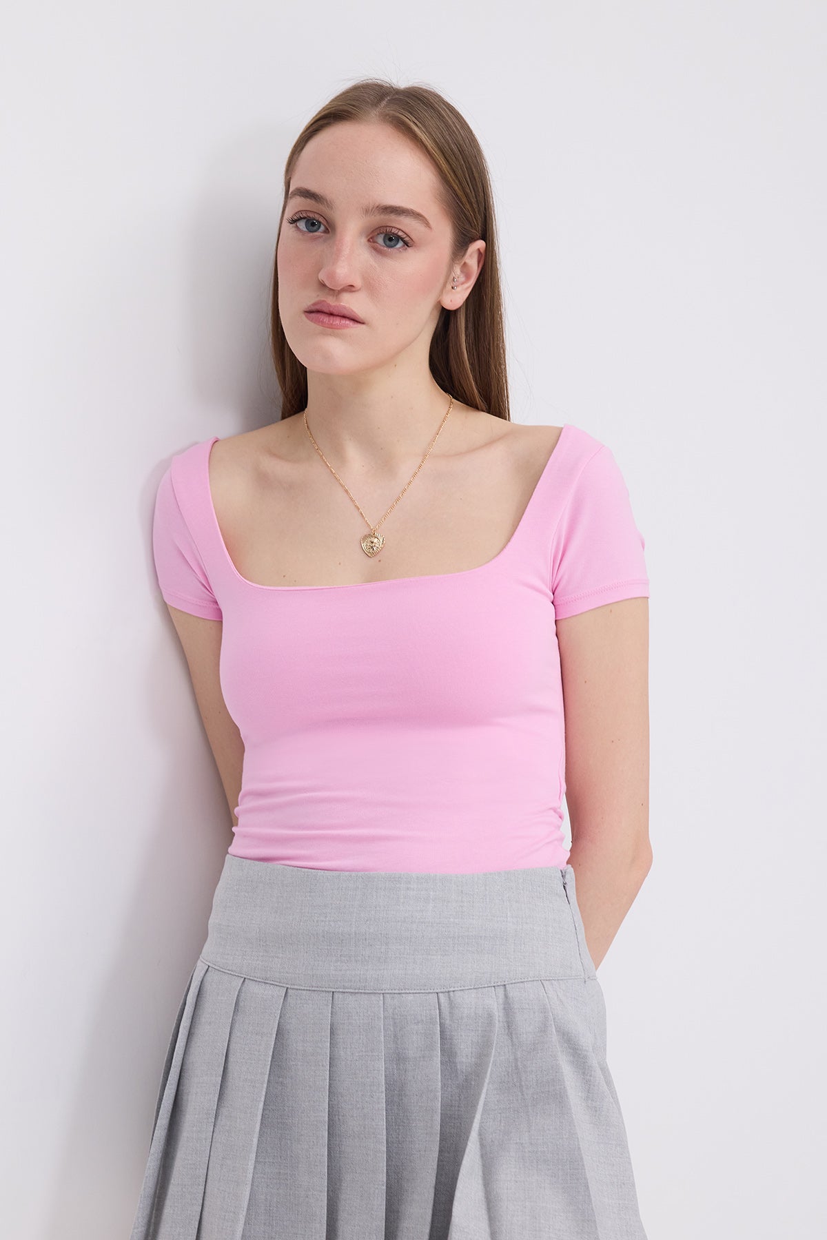 Begonia_Square-Neck-Short-Sleeve-Blouse-addax