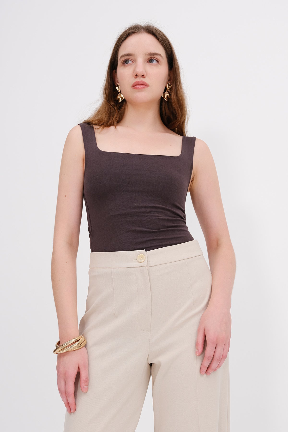 Soft-Brown_Wide-Strap-Square-Neck-Tank-Top-addax