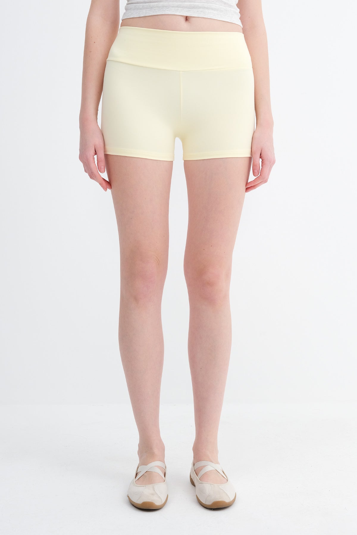Light-Yellow_High-Waist-Sports-Shorts-Tights-addax