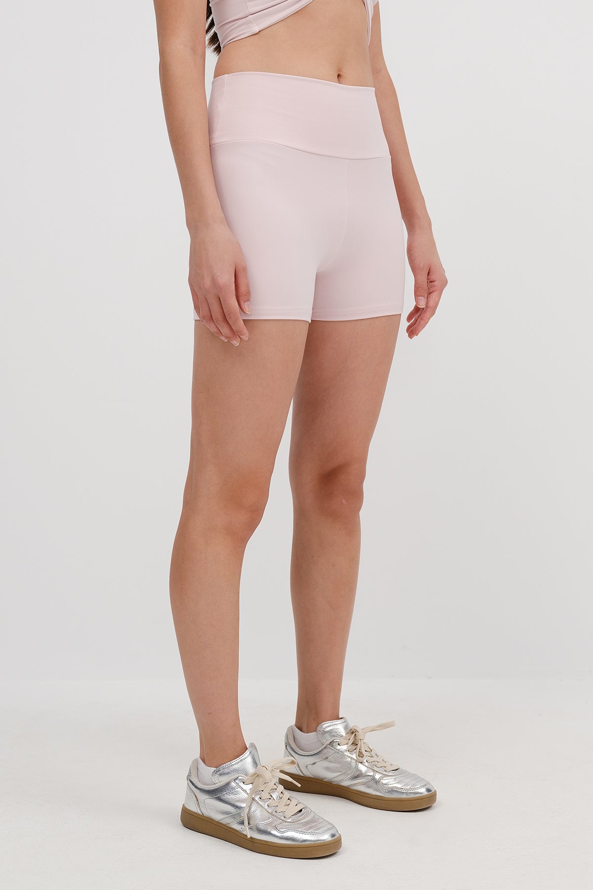Lotus_High-Waist-Sports-Shorts-Tights-addax