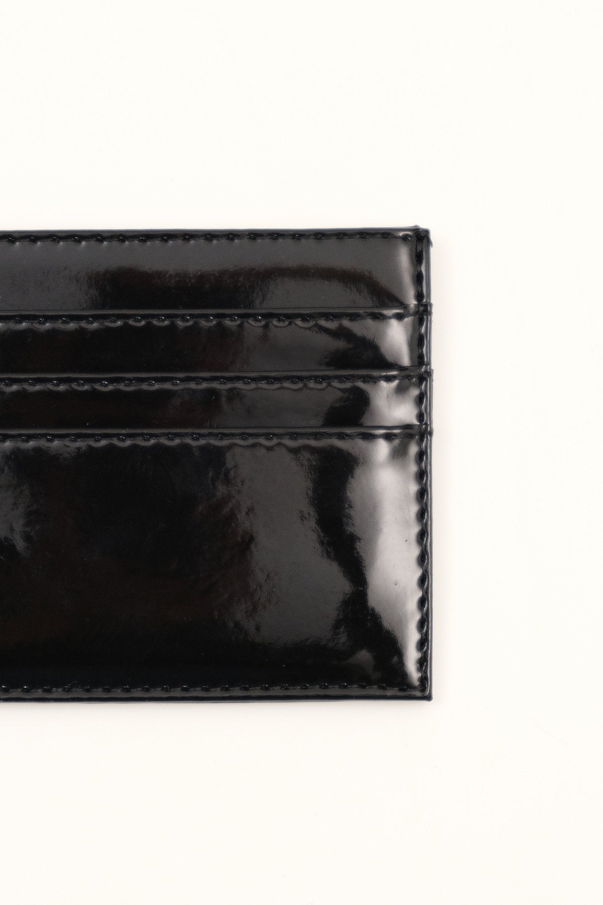 Black_Patented-Mini-Cardholder-addax