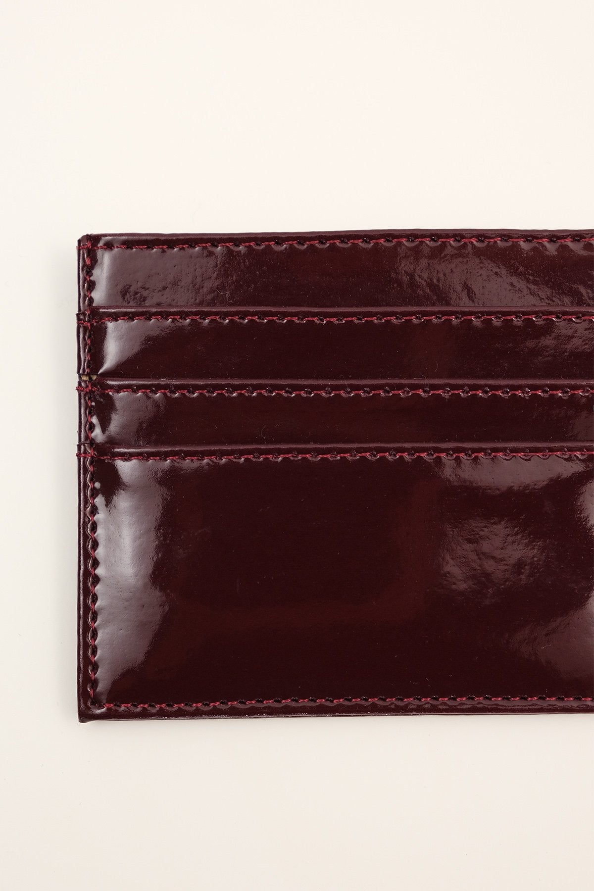 Burgundy_Patented-Mini-Cardholder-addax