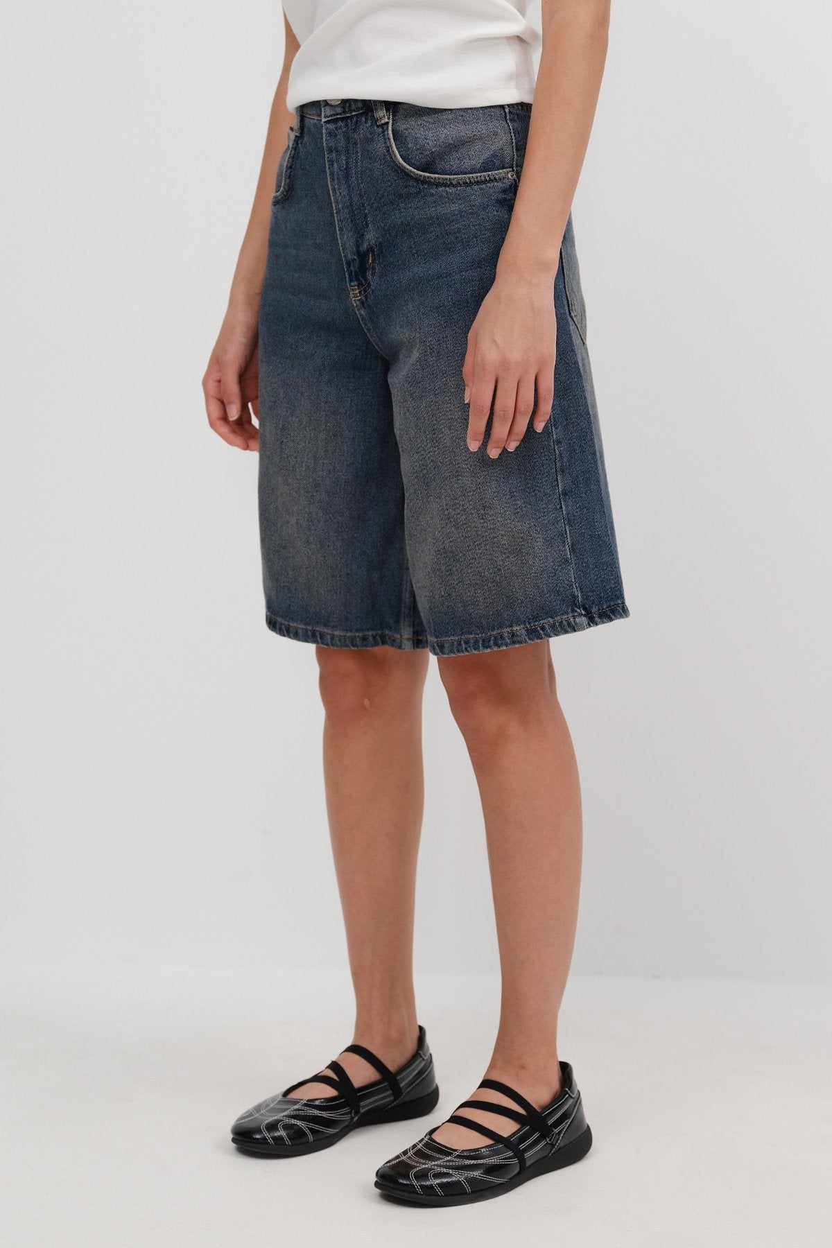 Tint_Bermuda-Denim-Shorts-addax