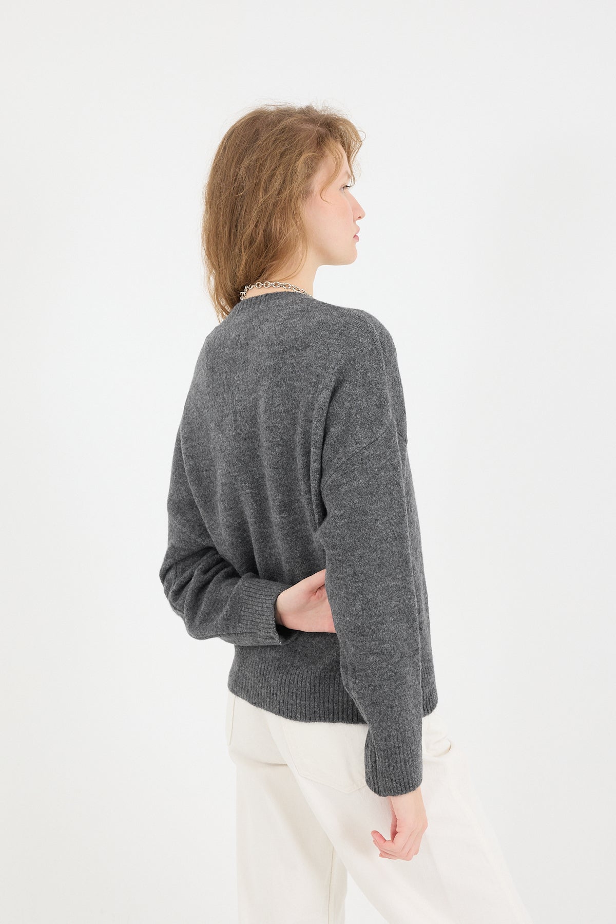 Charcoal_Crew-Neck-Long-Sleeve-Knitwear-Sweater-addax