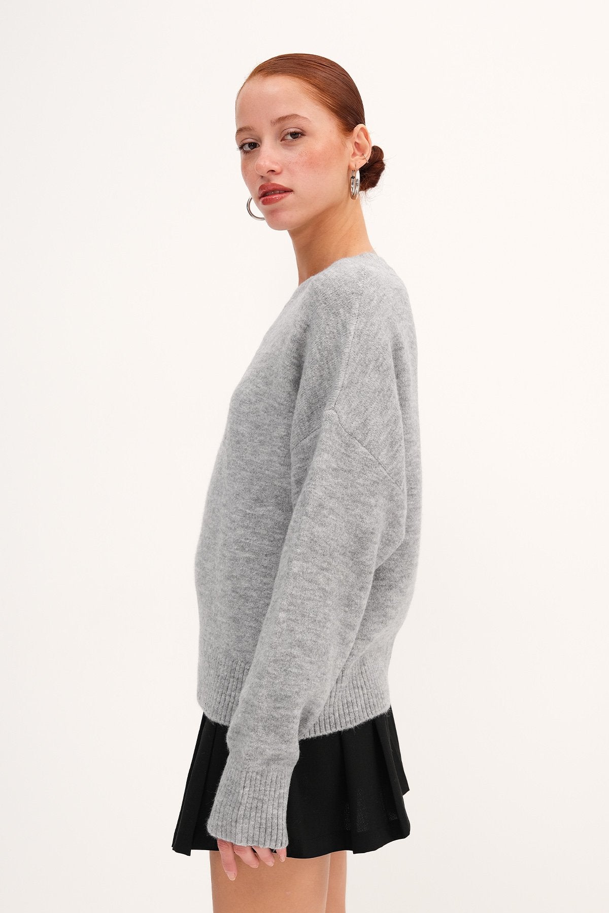 Grey_Crew-Neck-Long-Sleeve-Knitwear-Sweater-addax