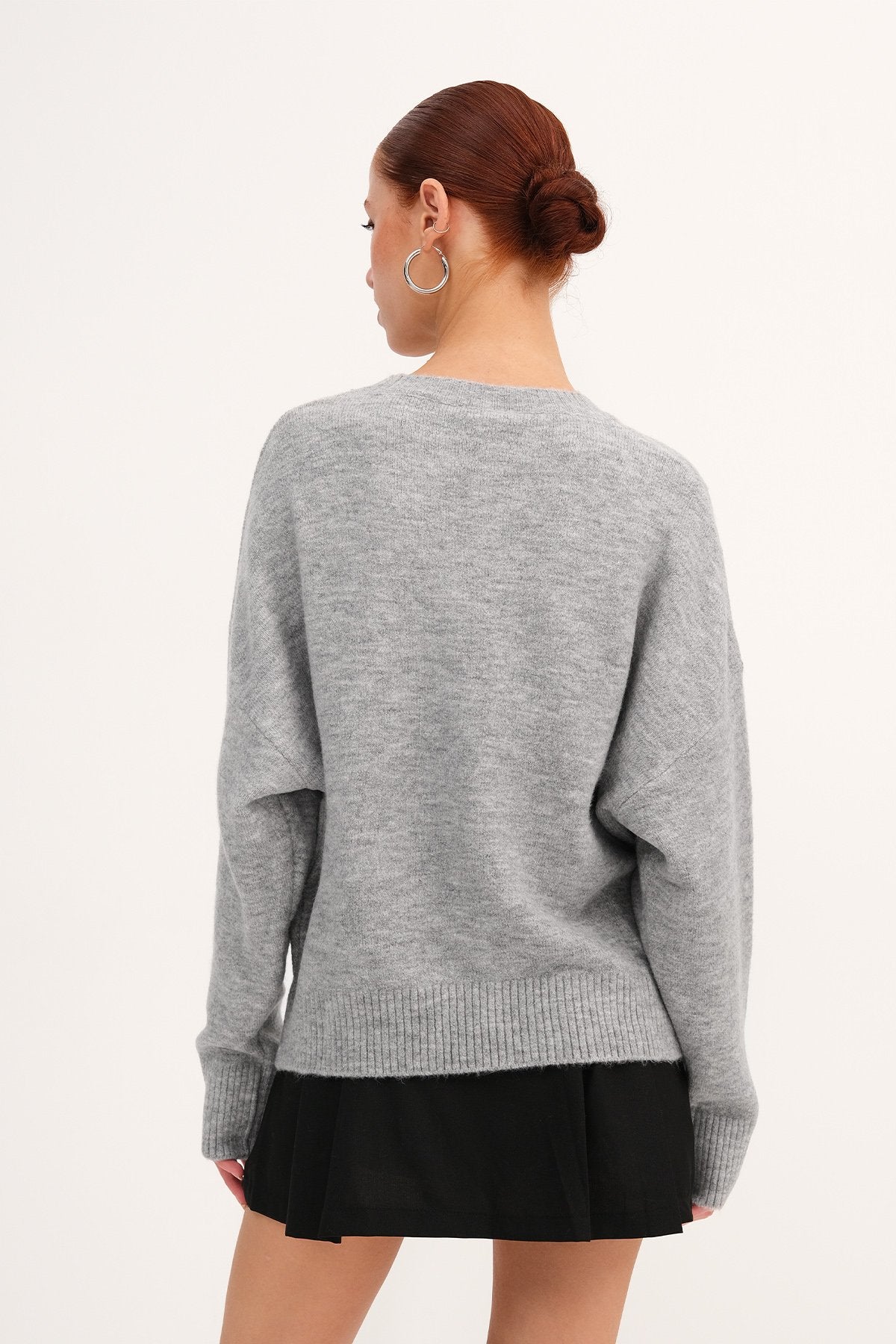 Grey_Crew-Neck-Long-Sleeve-Knitwear-Sweater-addax
