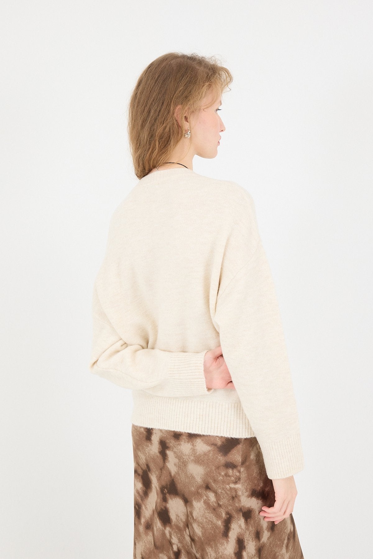 Beige_Crew-Neck-Long-Sleeve-Knitwear-Sweater-addax