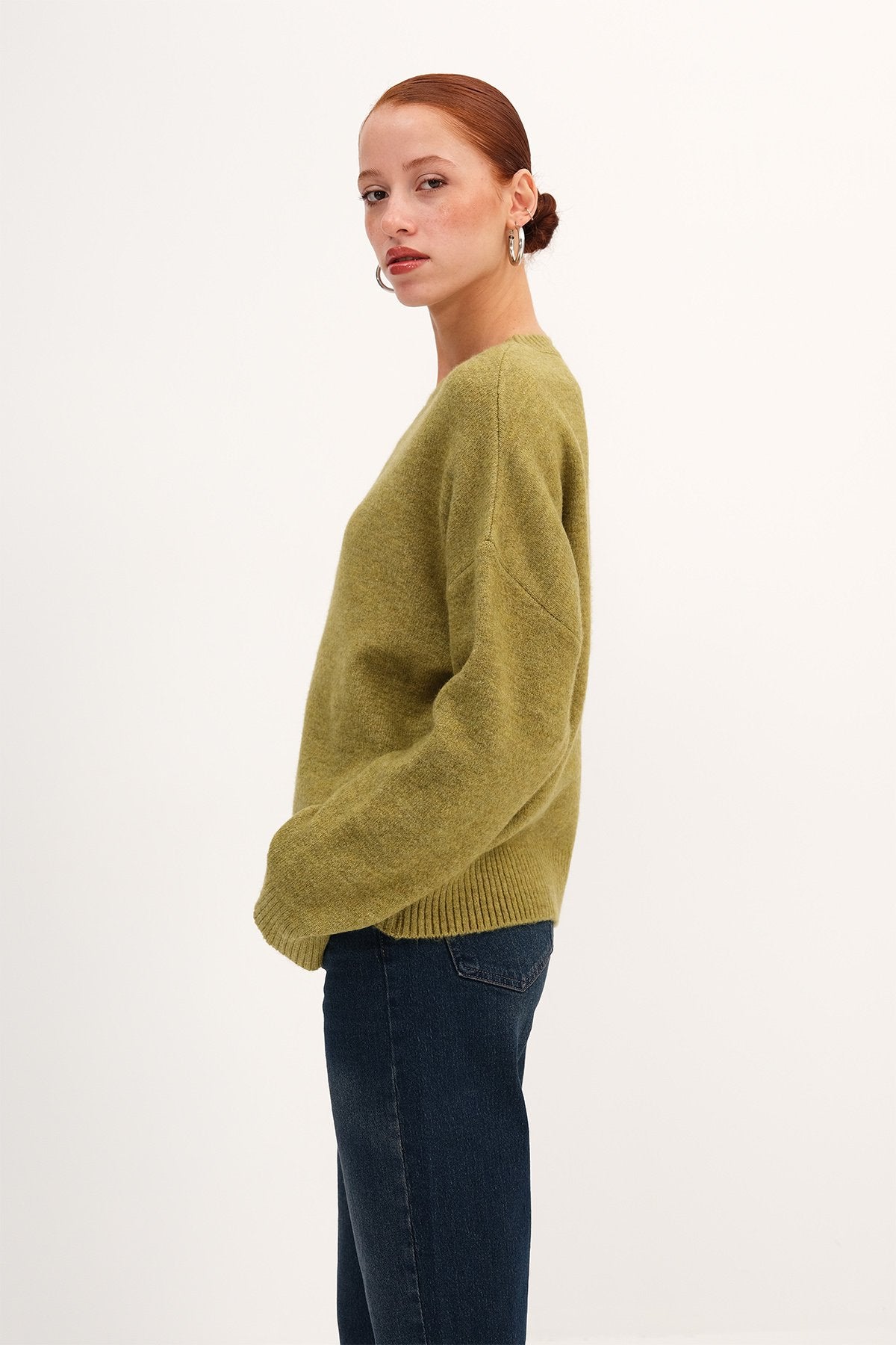 Olive_Crew-Neck-Long-Sleeve-Knitwear-Sweater-addax