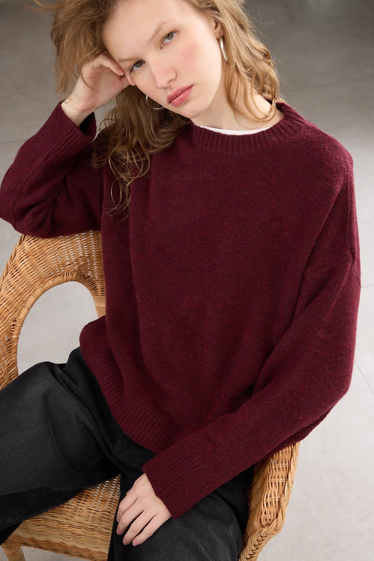 Light-Burgundy_Crew-Neck-Long-Sleeve-Knitwear-Sweater-addax