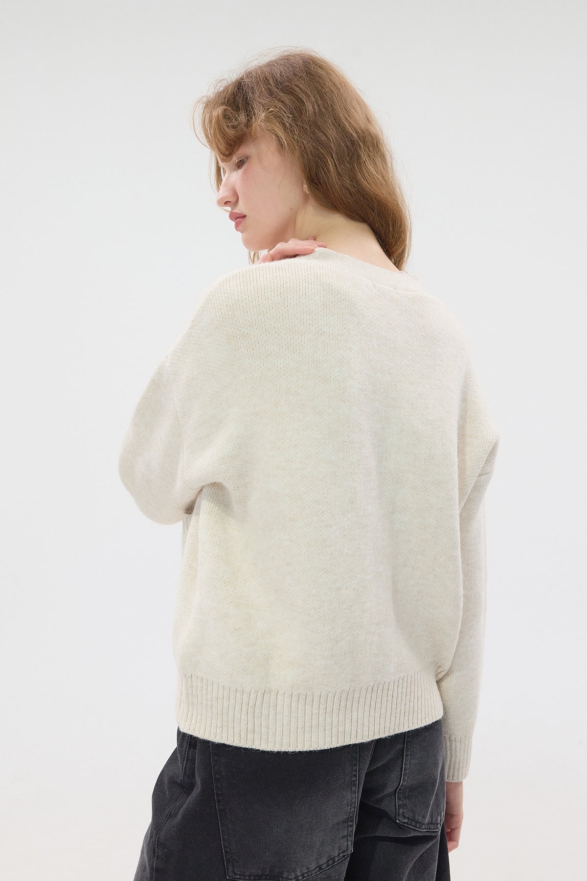 Stone_Double-Pocket-Buttoned-Knitwear-Cardigan-addax