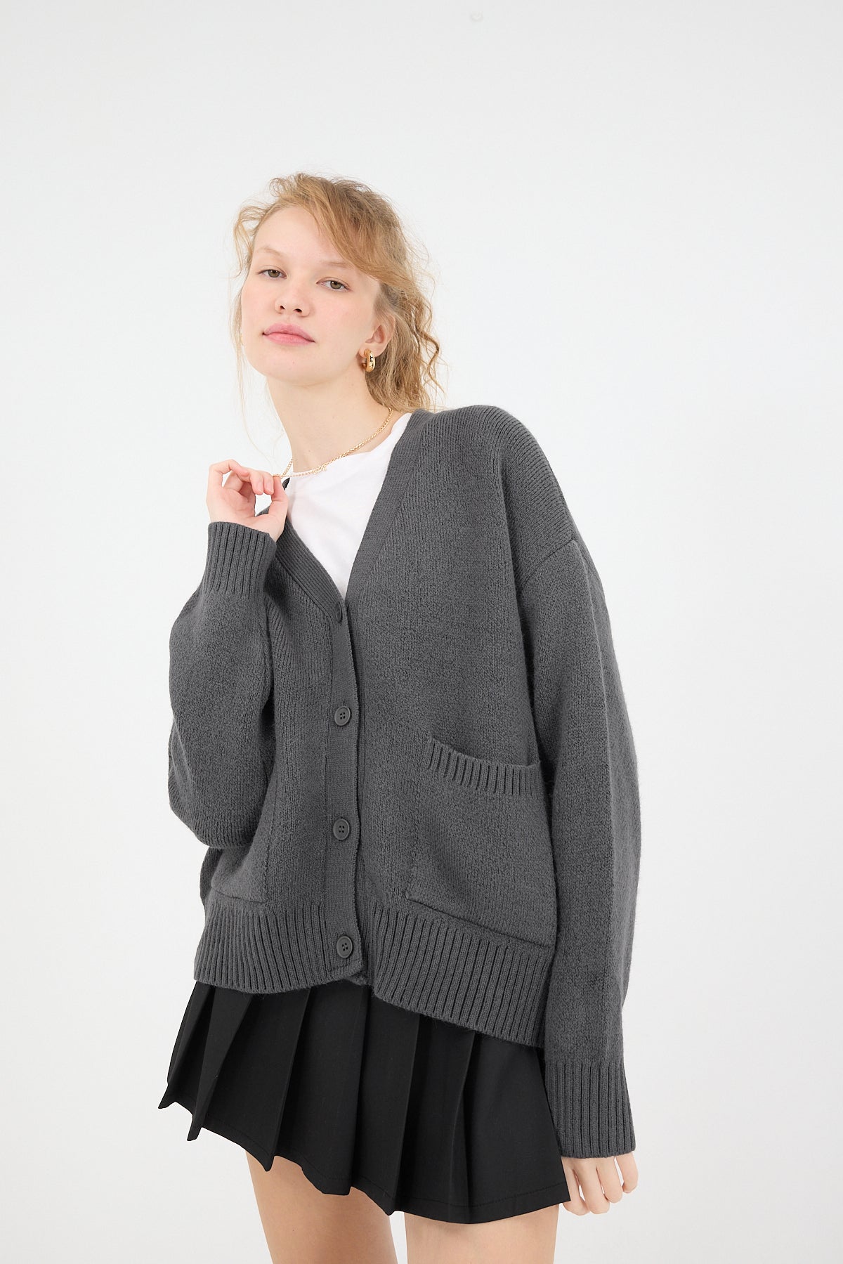 Charcoal_Double-Pocket-Buttoned-Knitwear-Cardigan-addax