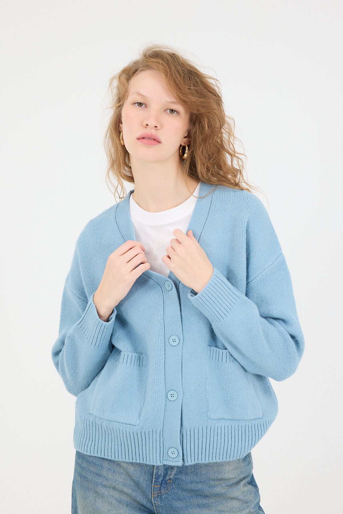 Light-Blue_Double-Pocket-Buttoned-Knitwear-Cardigan-addax