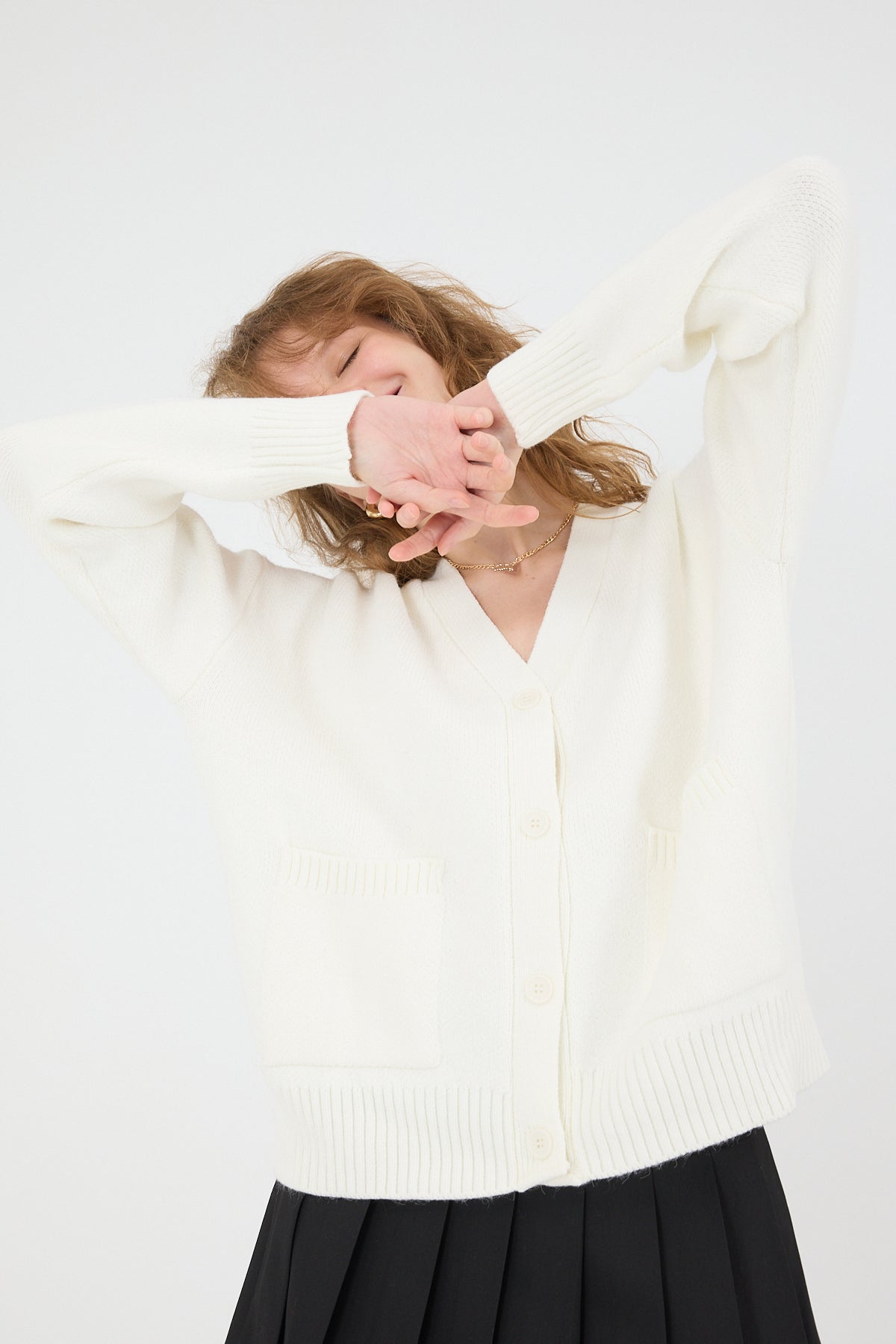 Ecru_Double-Pocket-Buttoned-Knitwear-Cardigan-addax