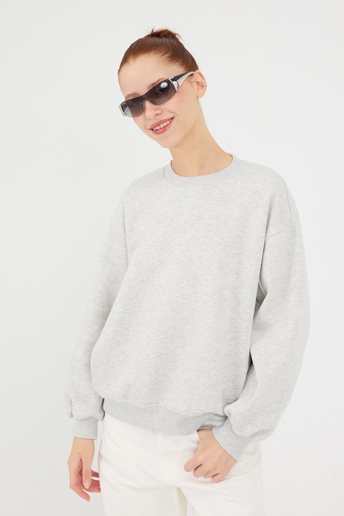 Snow-Melange_Crew-Neck-Fleece-Lined-Basic-Sweatshirt-addax
