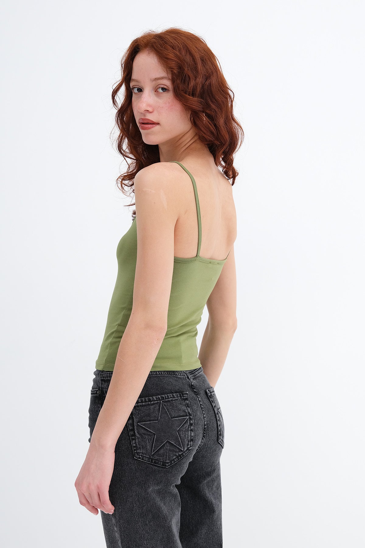 Matcha_Basic-Tank-Top-with-Straps-addax