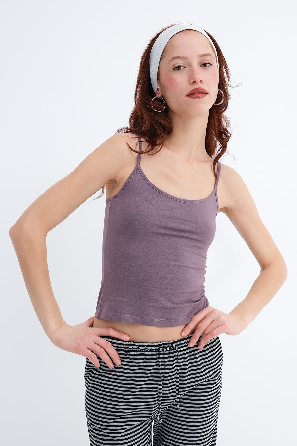 Grape_Basic-Tank-Top-with-Straps-addax