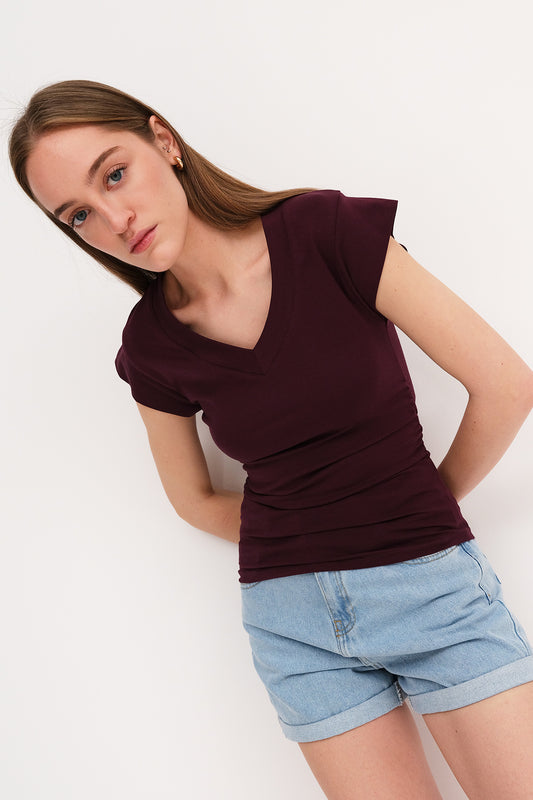 Gardenia_Gathered-Sides-V-Neck-T-Shirt-addax