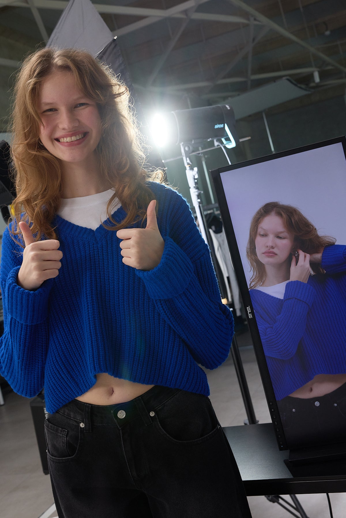 Royal-Blue_Jumper-addax