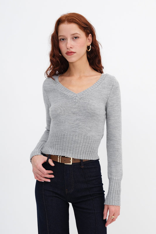 Grey_Front-and-Back-V-Neck-Knitted-Sweater-addax
