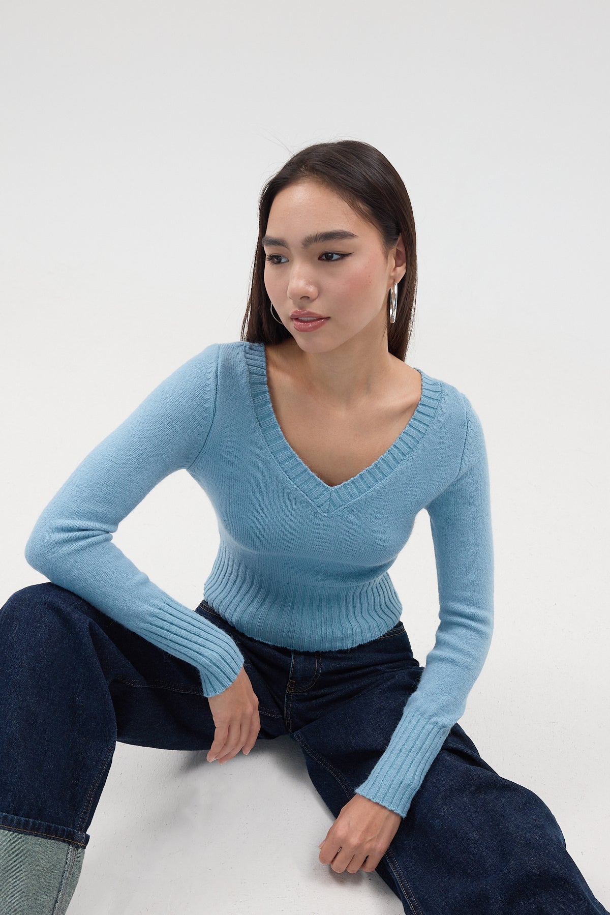 Light-Blue_Front-and-Back-V-Neck-Knitted-Sweater-addax
