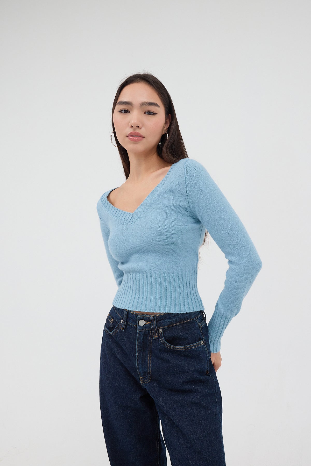 Light-Blue_Front-and-Back-V-Neck-Knitted-Sweater-addax