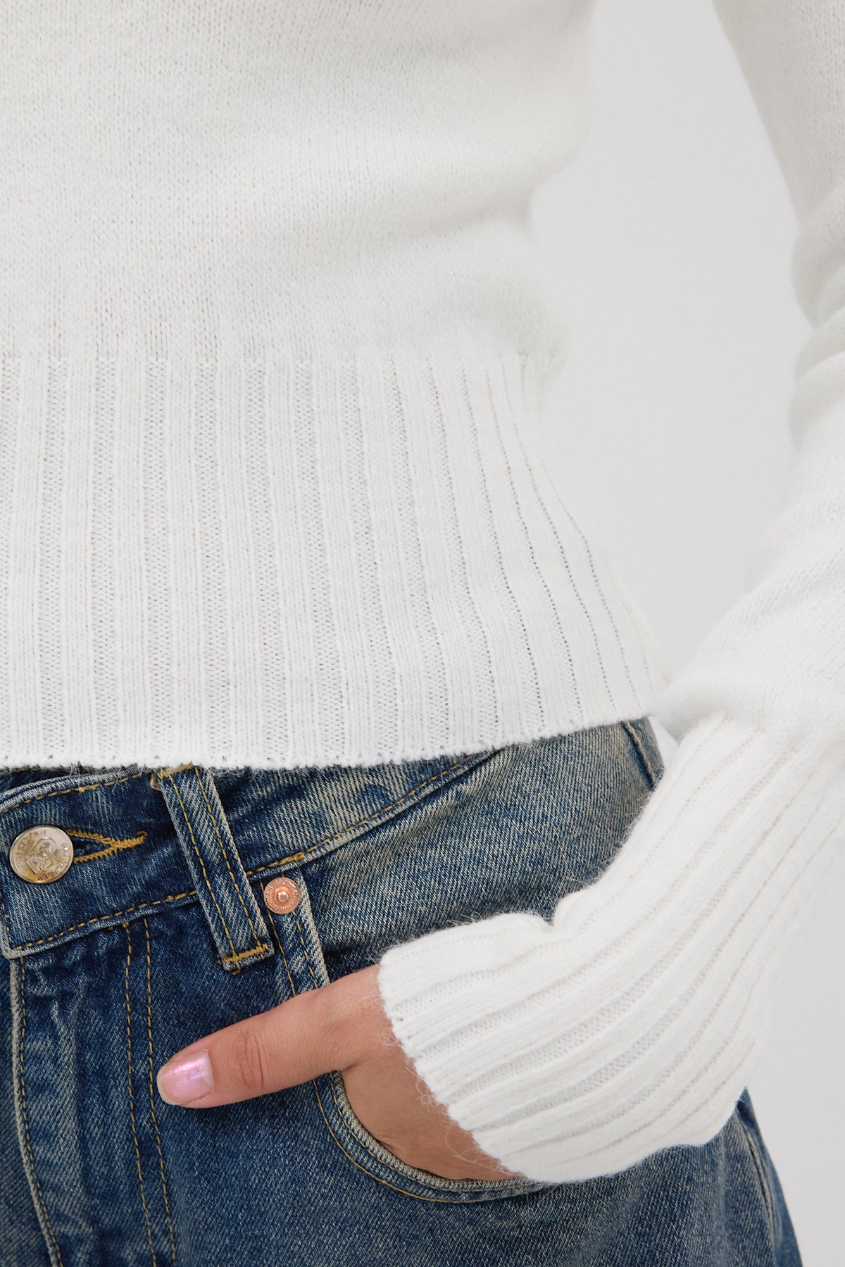 Ecru_Front-and-Back-V-Neck-Knitted-Sweater-addax