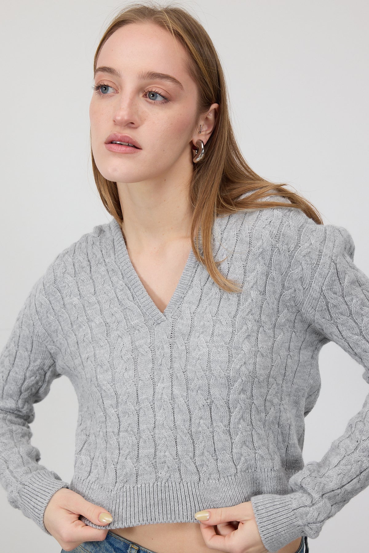 Snow-Melange_Hooded-Cable-Knit-Sweater-addax