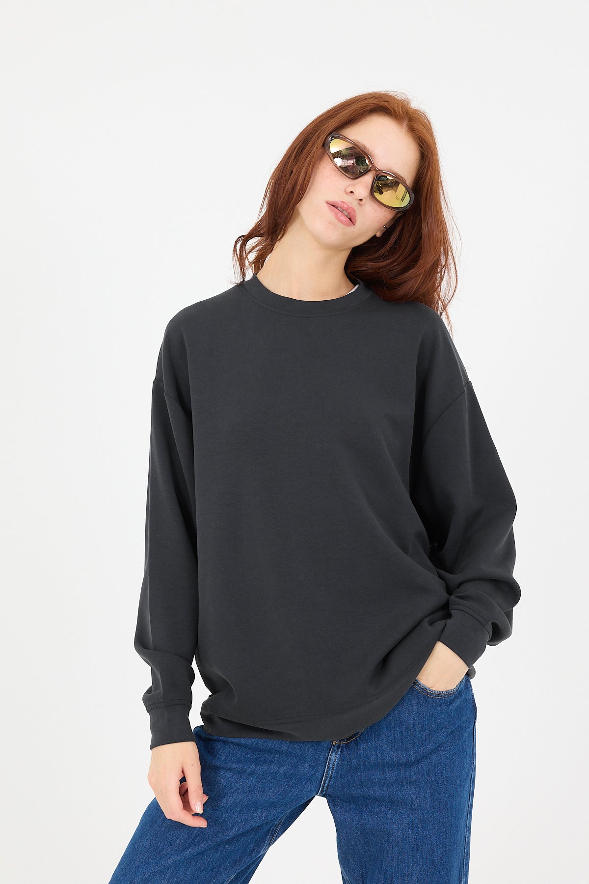 Black_Crew-Neck-Oversized-Modal-Sweatshirt-addax