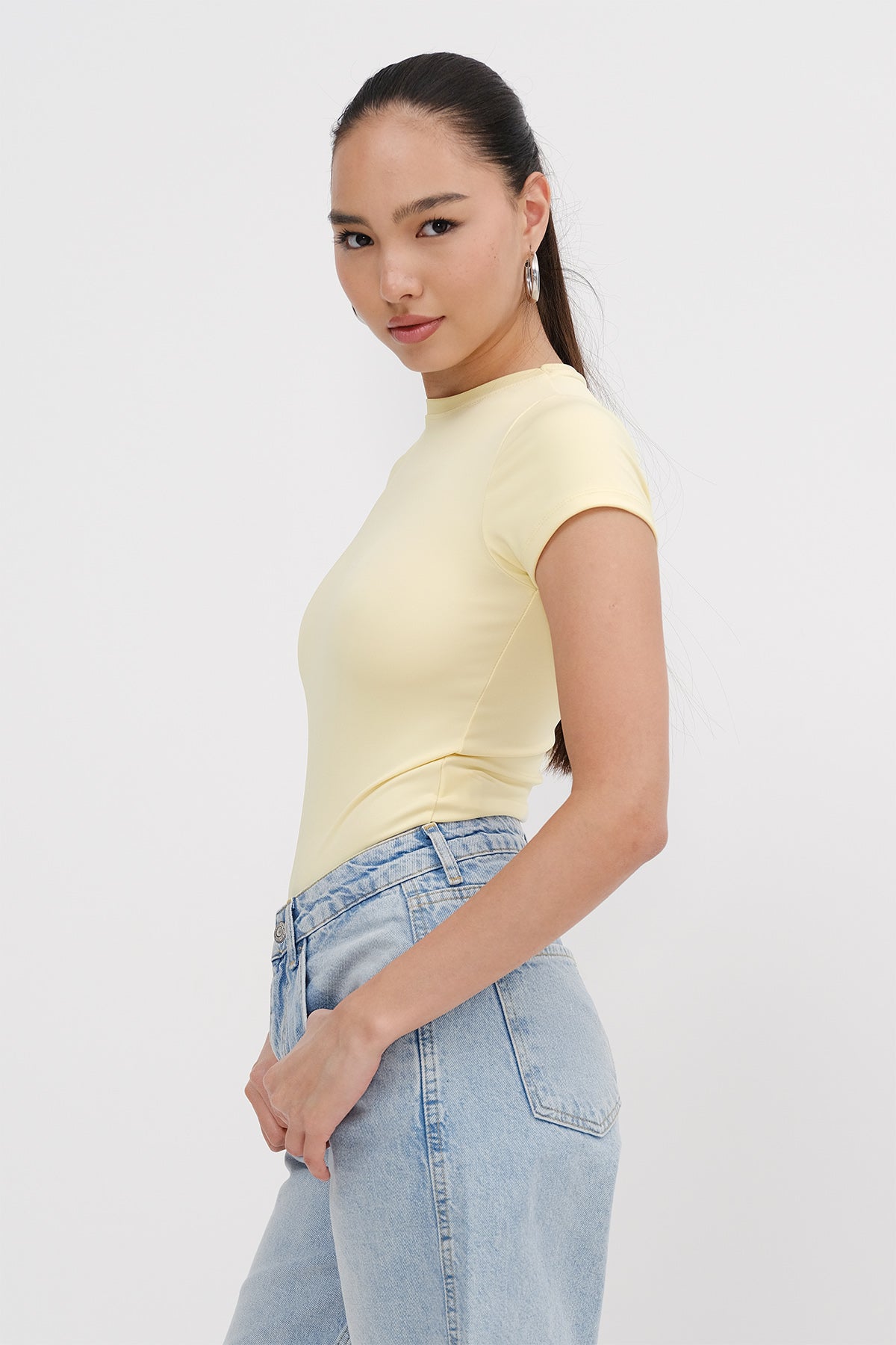 Soft-Yellow_Crew-Neck-Short-Sleeve-Bodysuit-addax
