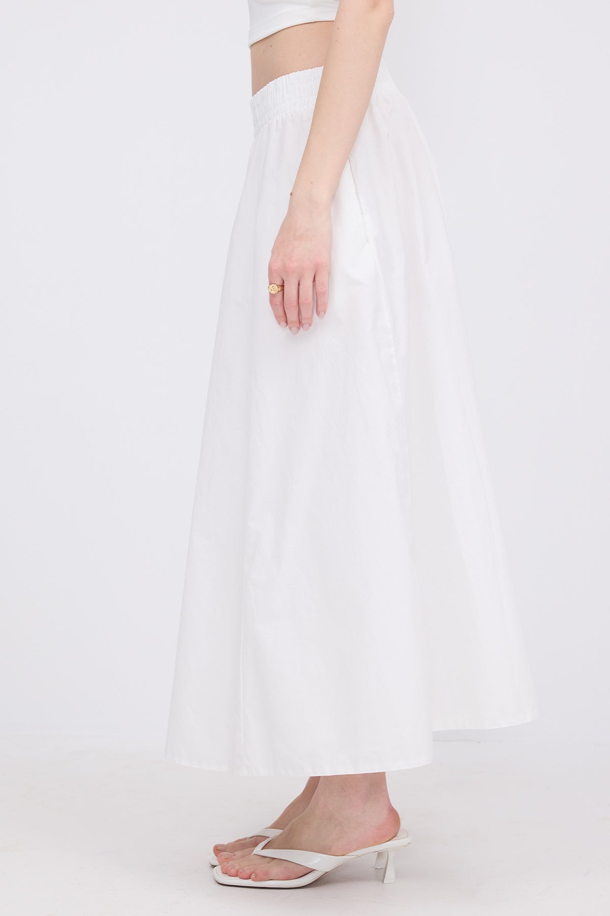 White_Elastic-Waist-Long-Skirt-addax