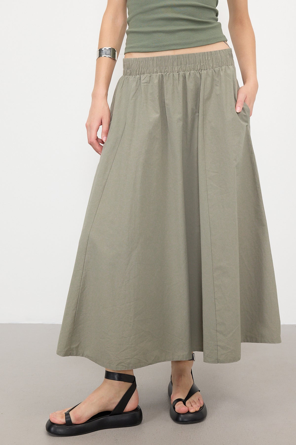 Khaki_Elastic-Waist-Long-Skirt-addax