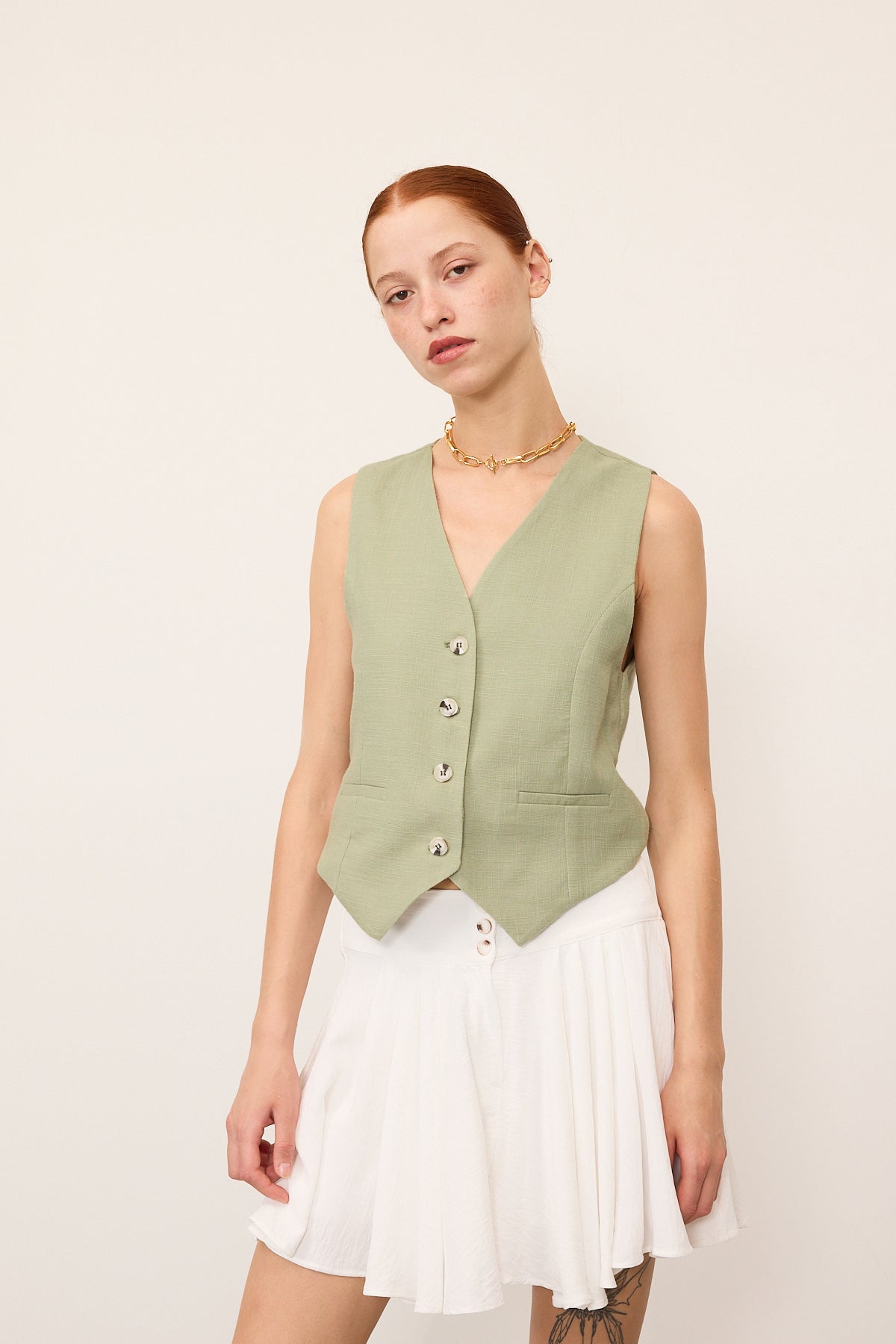 Khaki_Pocket-Detailed-Buttoned-Vest-addax