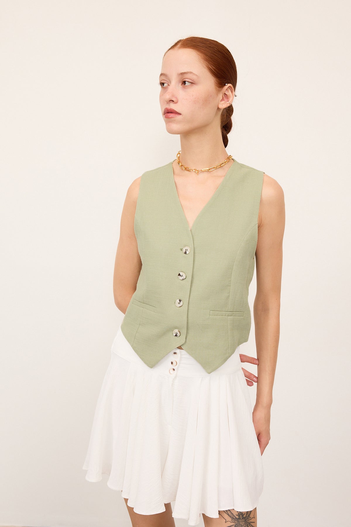 Khaki_Pocket-Detailed-Buttoned-Vest-addax