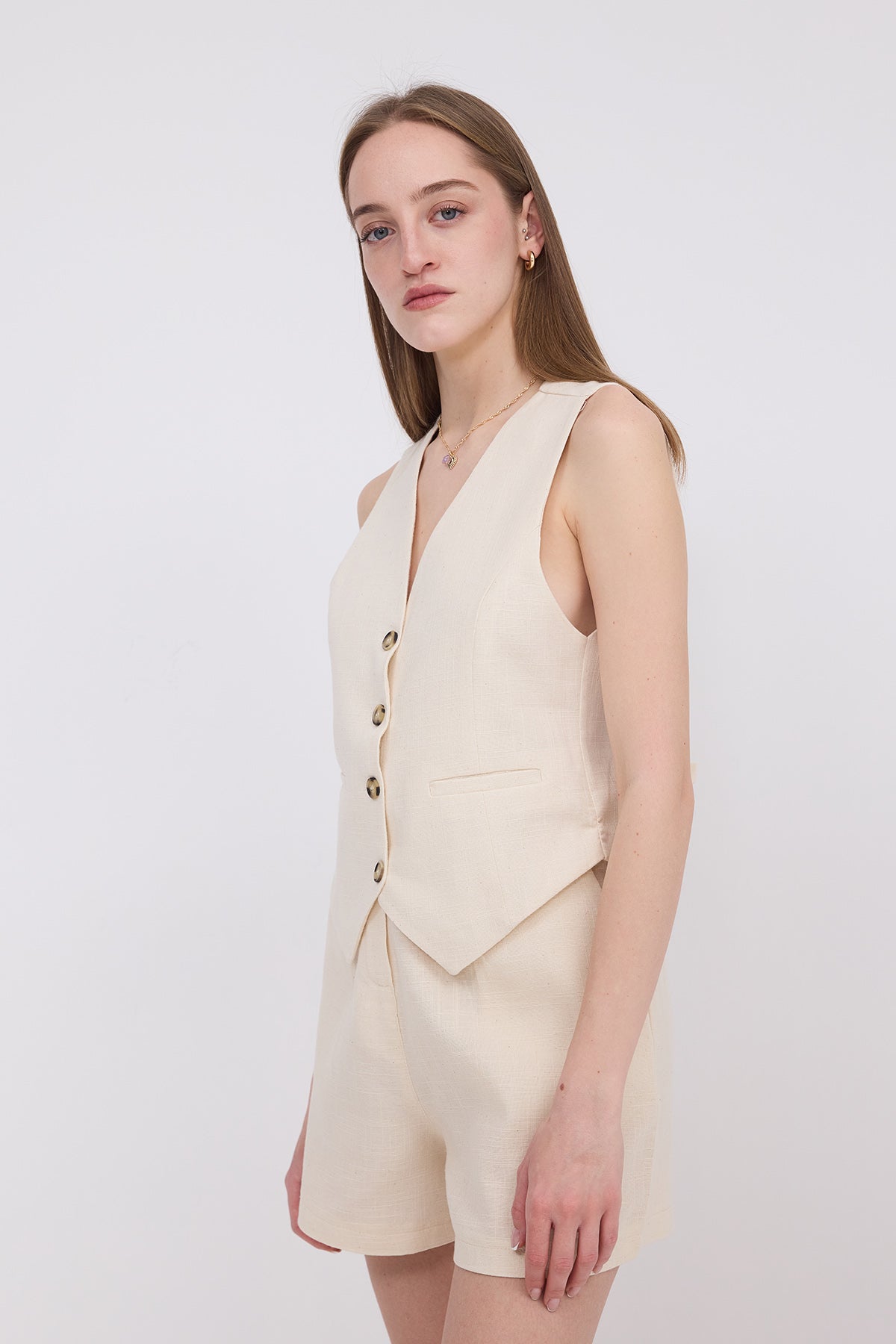 Beige_Pocket-Detailed-Buttoned-Vest-addax