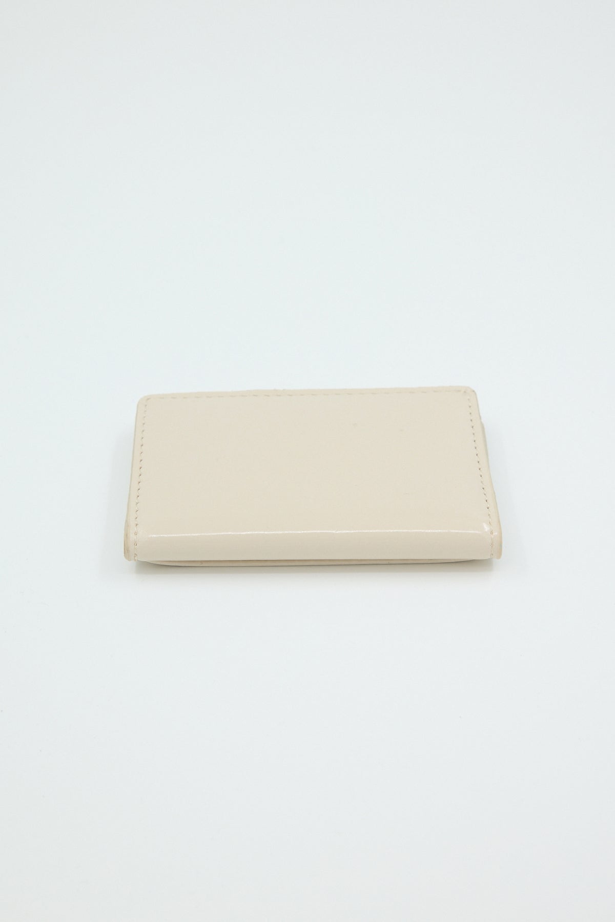 Beige_Patent-Leather-Mini-Card-Holder-addax
