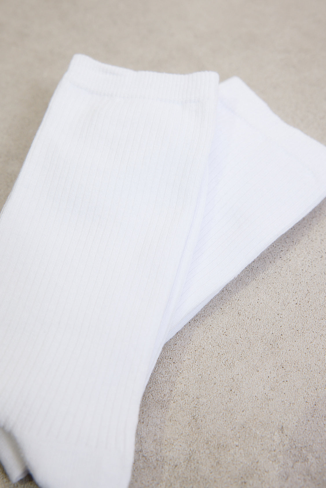 White_Socks-2-Pack-addax