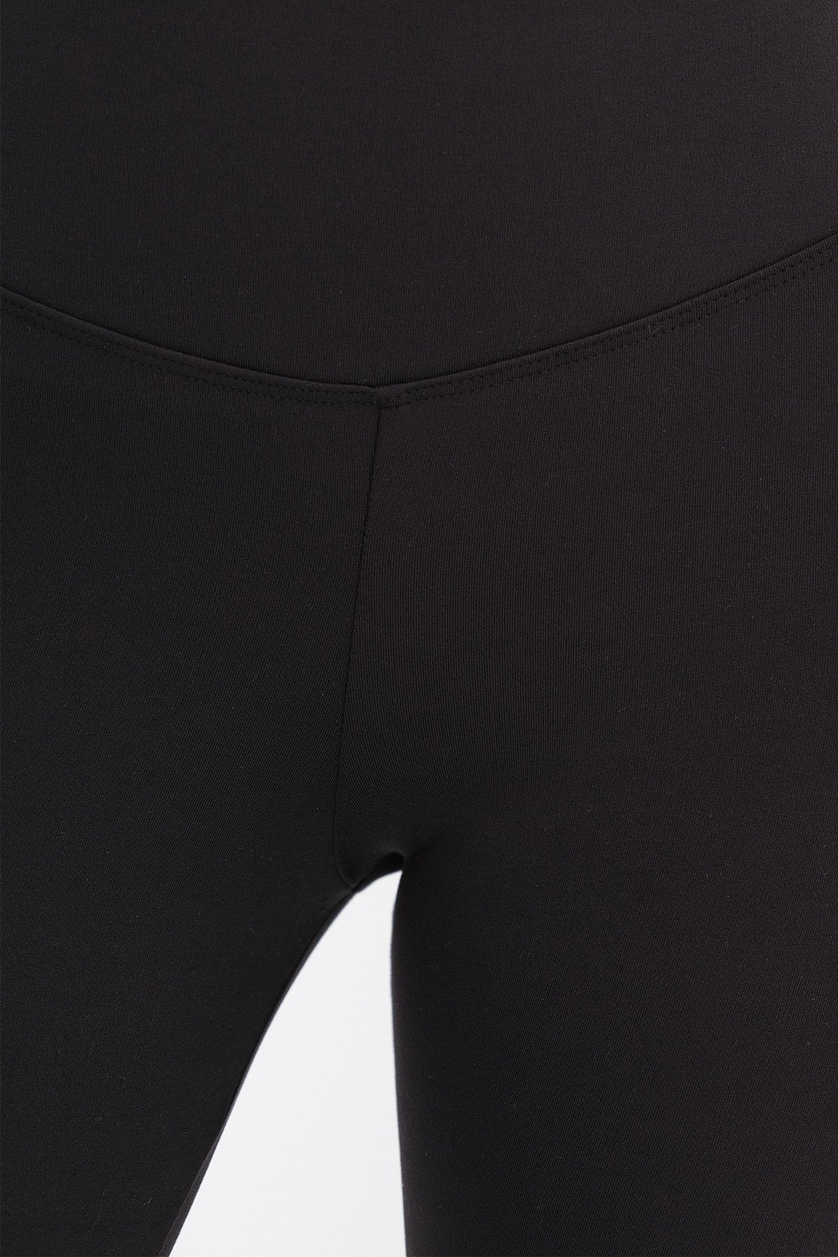Black_High-Waisted-Shaping-Leggings-addax