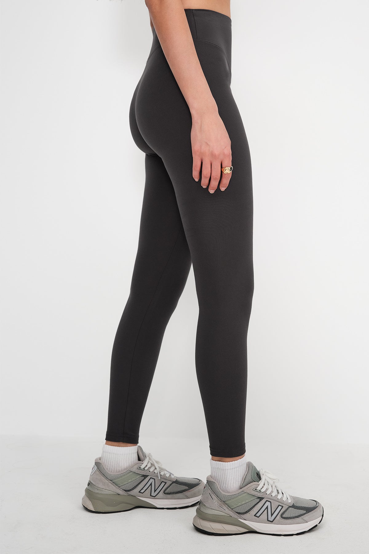 Charcoal_High-Waisted-Shaping-Leggings-addax