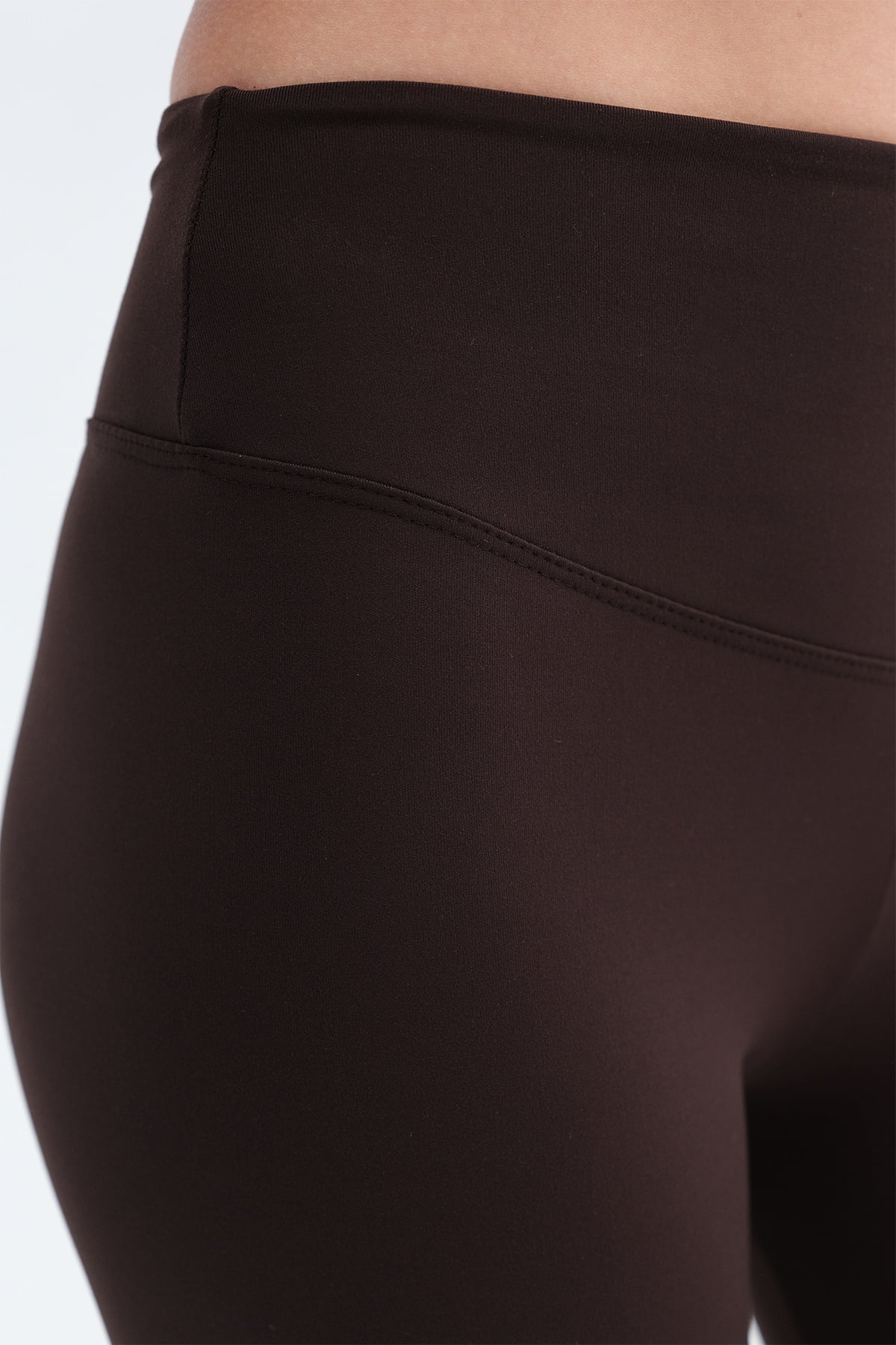 Bitter-Coffee_High-Waisted-Shaping-Leggings-addax