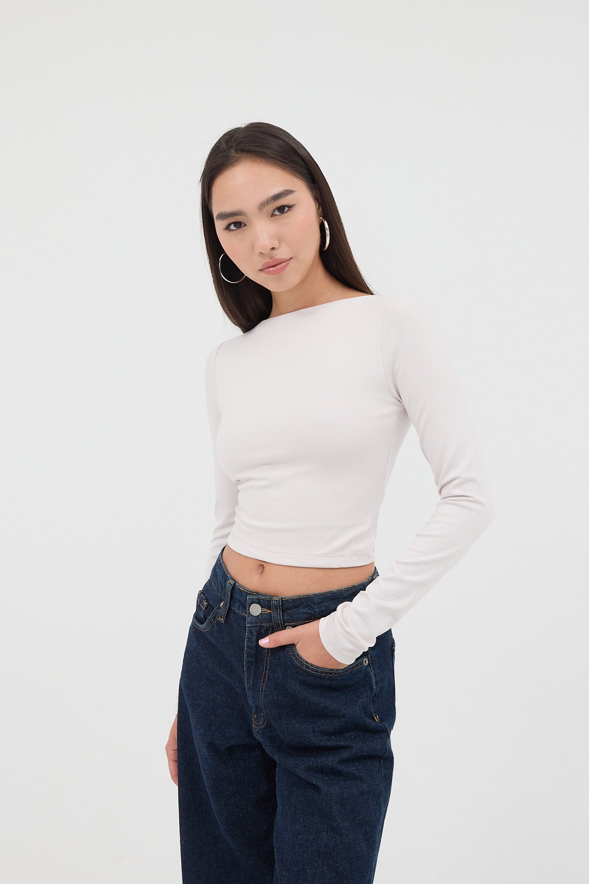 Stone_Low-Rise-Long-Sleeve-Crop-Blouse-addax