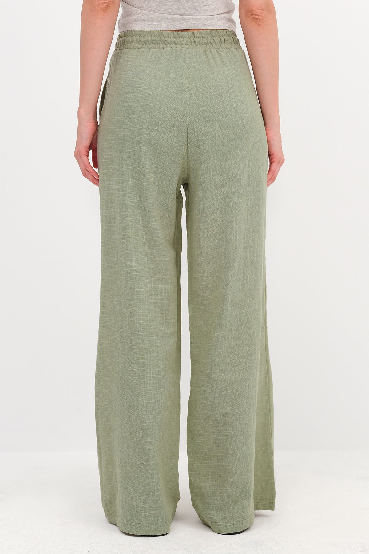 Oil-Green_Wide-Leg-Trousers-with-Pockets-addax