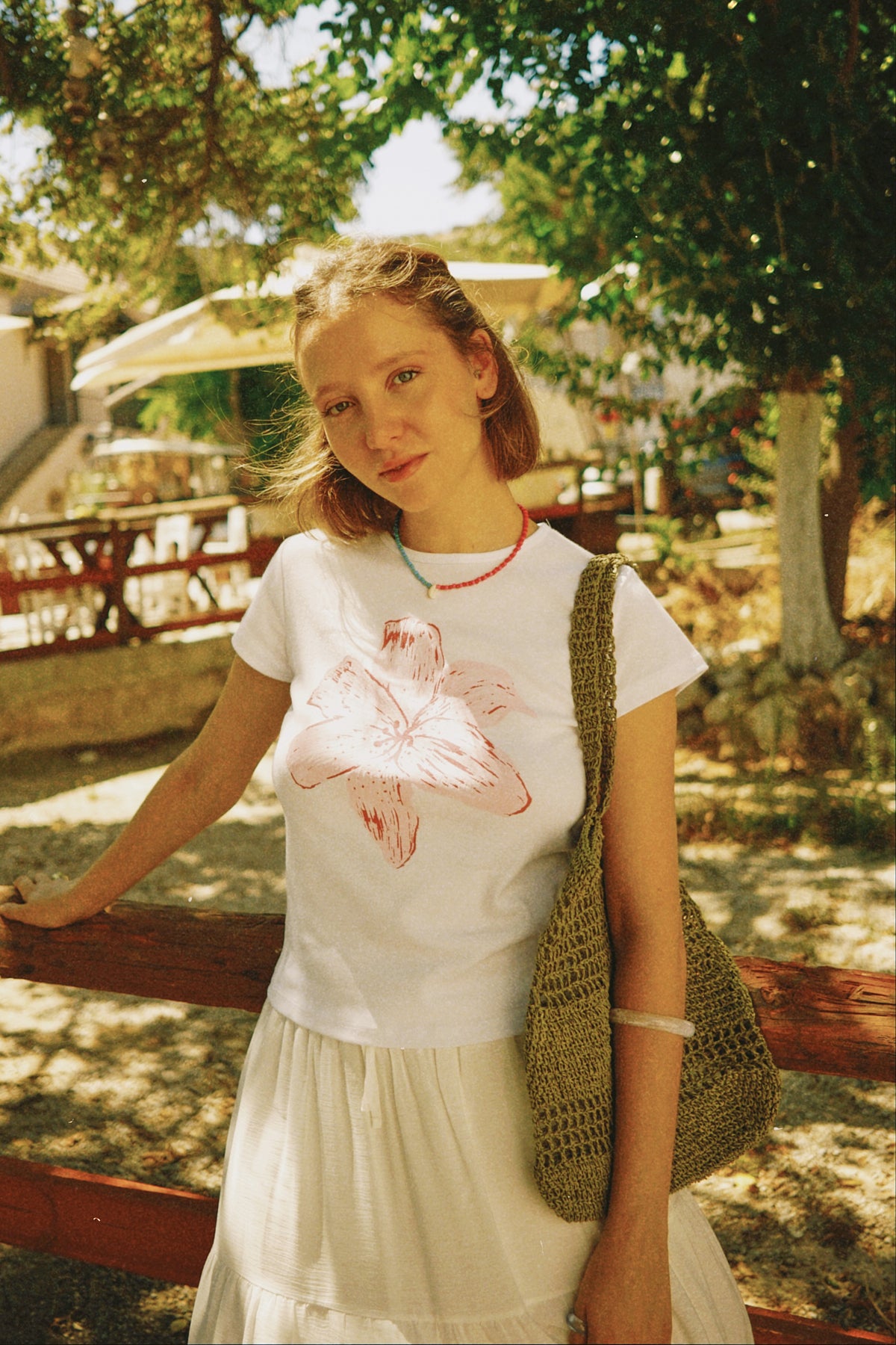 White_Floral-Print-Short-Sleeve-T-shirt-addax