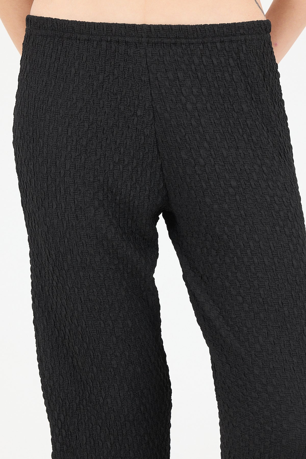 Black_Textured-Elastic-Waist-Wide-Leg-Pants-addax