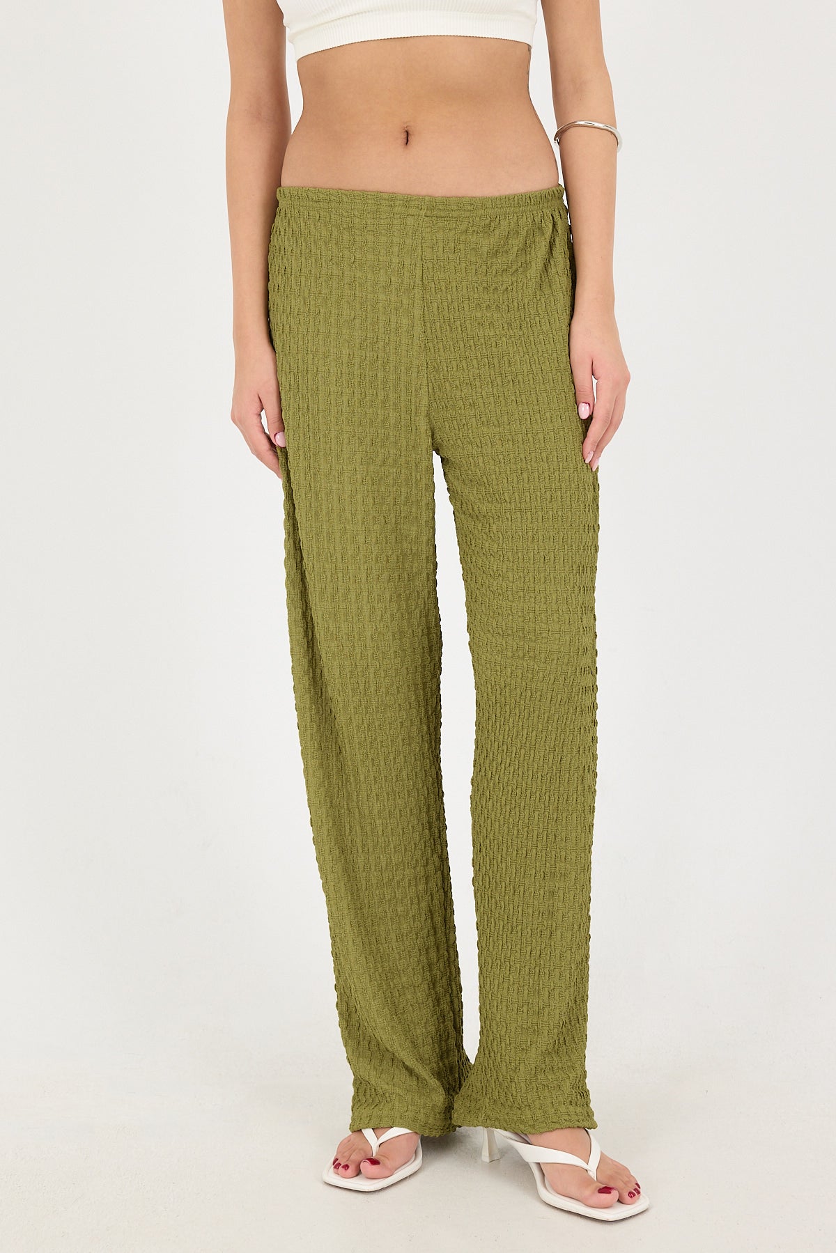 Oil-Green_Textured-Elastic-Waist-Wide-Leg-Pants-addax
