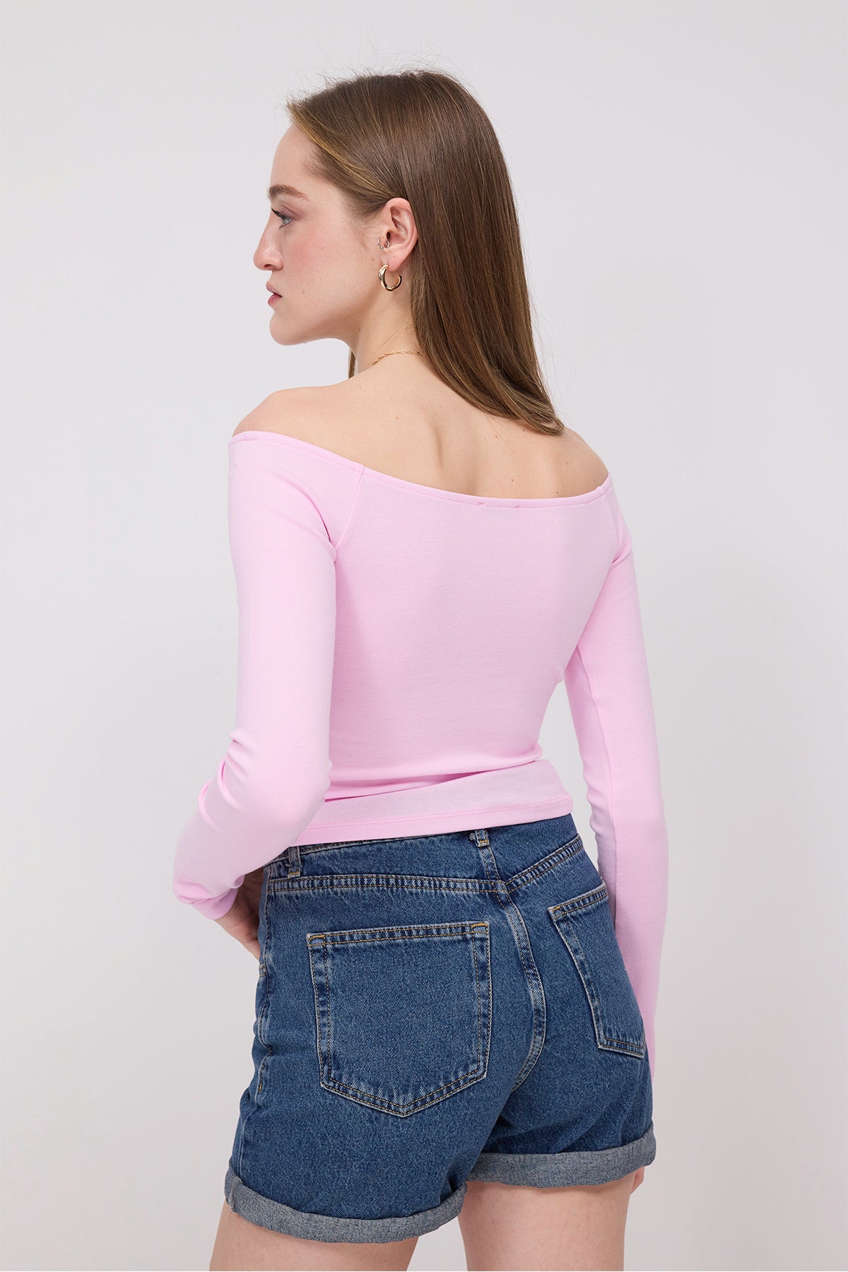 Begonia_Boat-Neck-Long-Sleeve-Crop-Top-addax