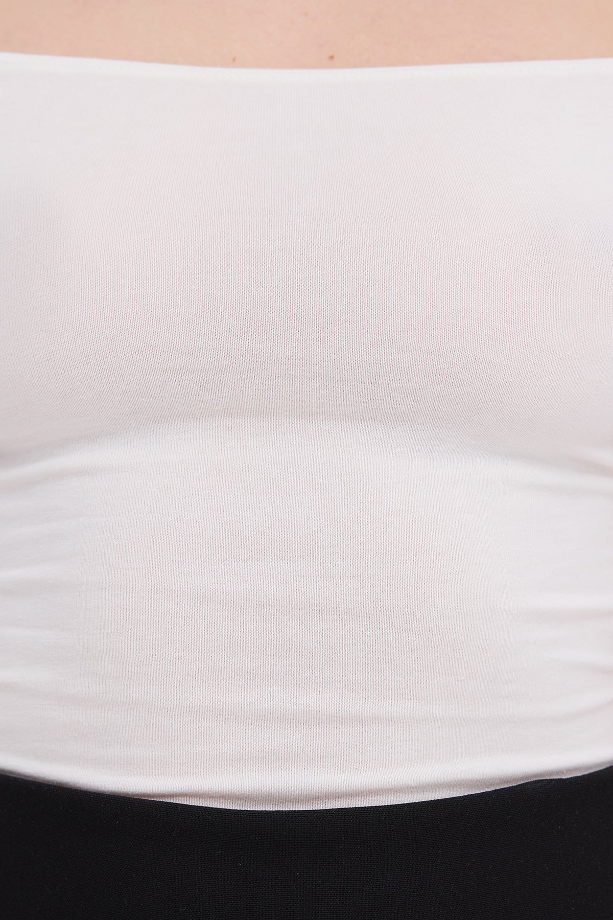 Ecru_Boat-Neck-T-shirt-addax