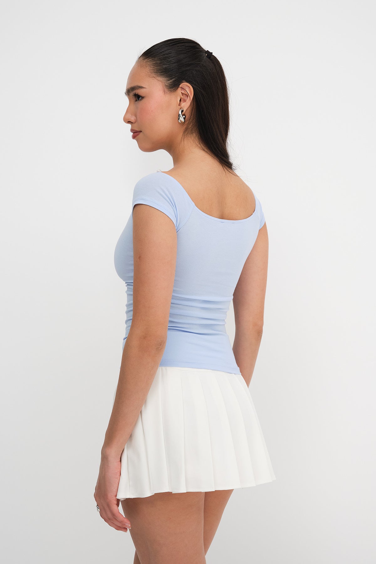 Baby-Blue_Boat-Neck-T-shirt-addax