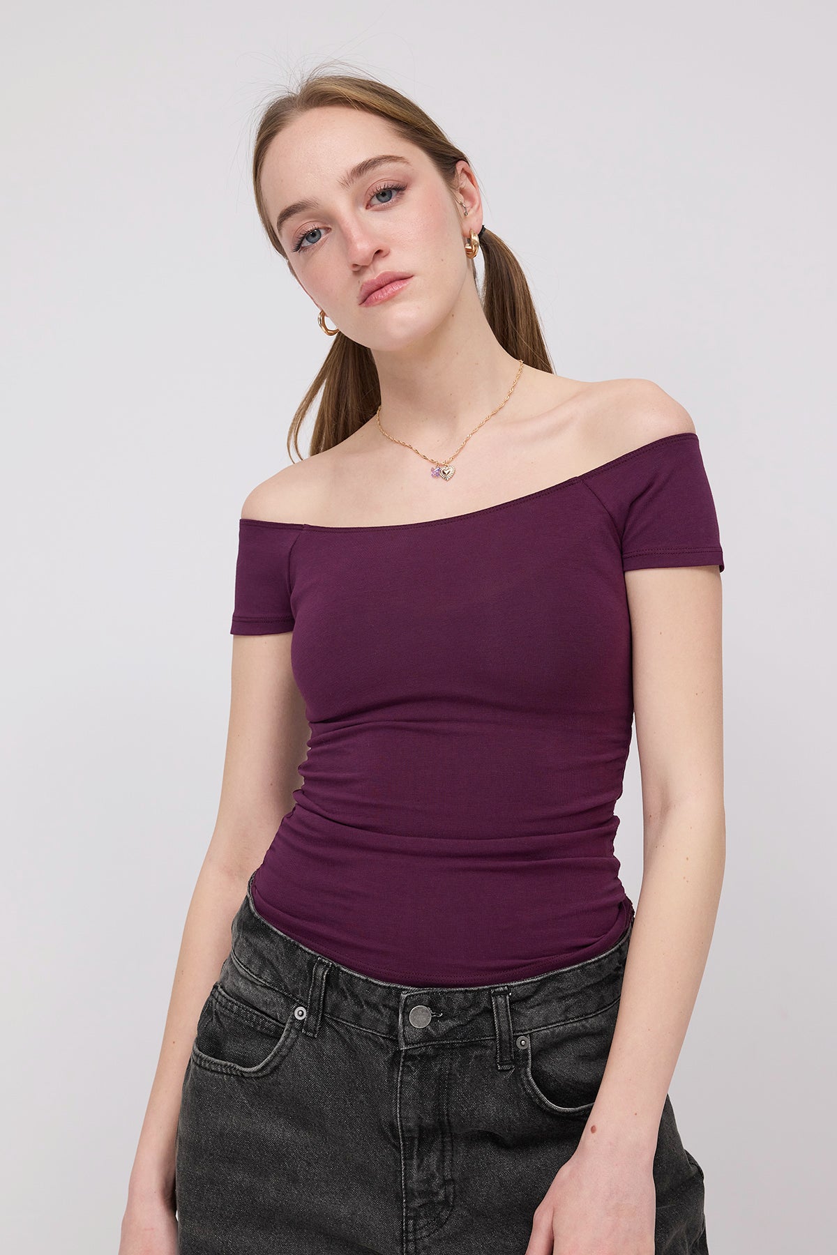 Gardenia_Boat-Neck-T-shirt-addax