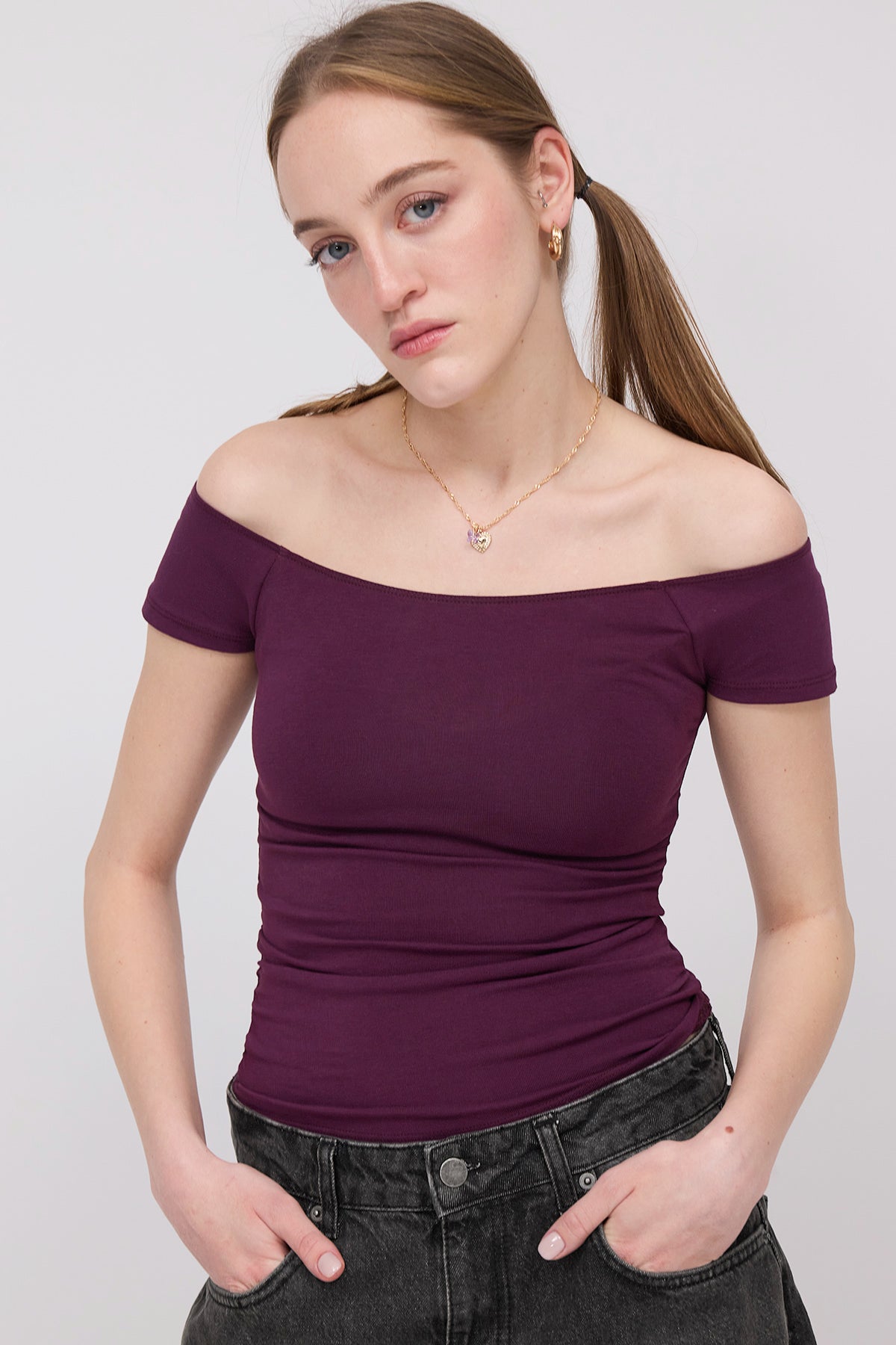 Gardenia_Boat-Neck-T-shirt-addax