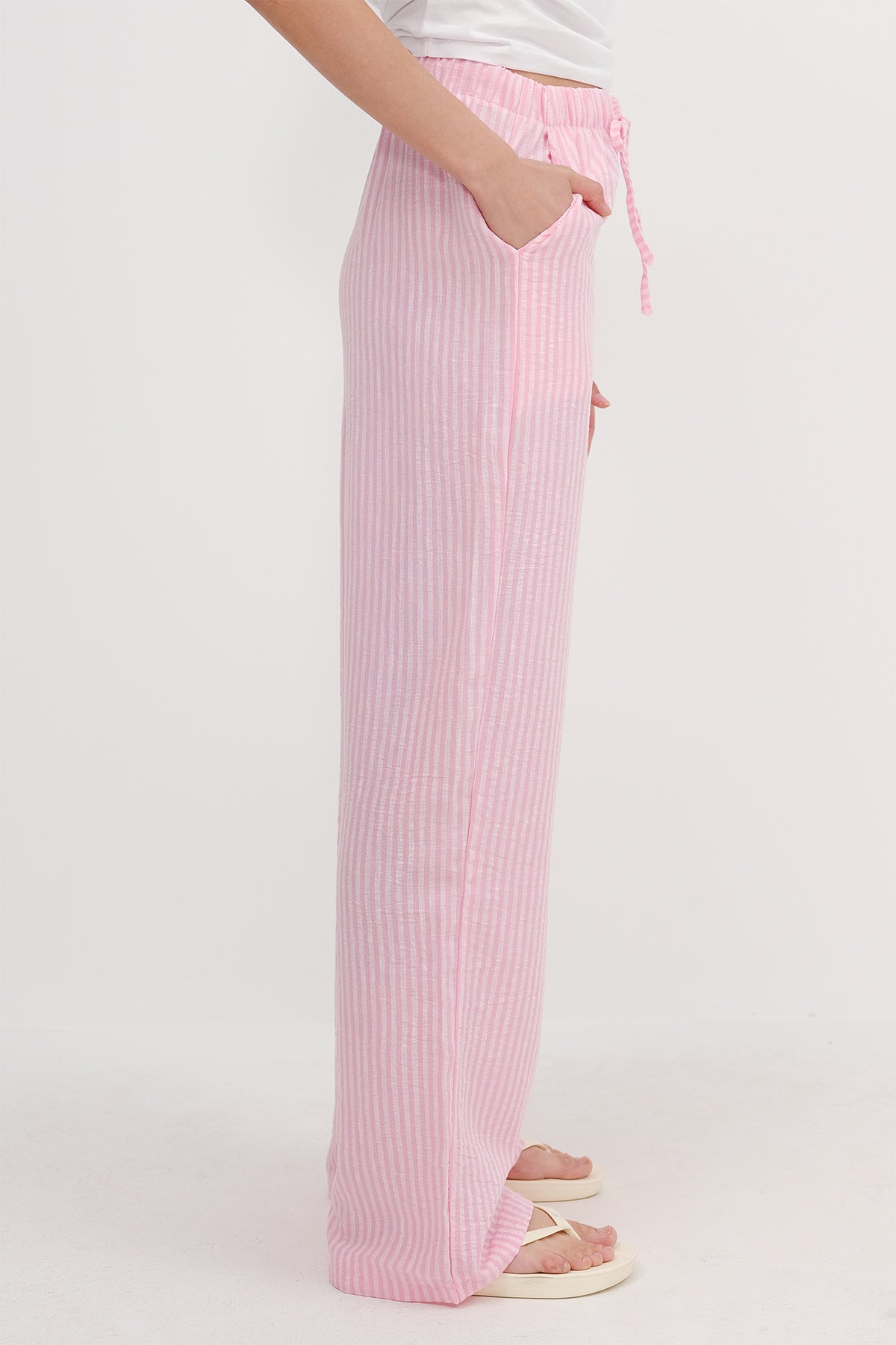 Pink_Striped-Wide-Leg-Trousers-addax